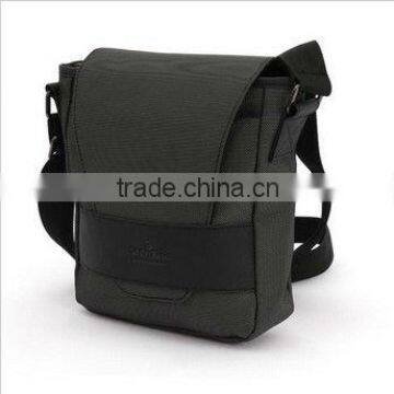 Factory Direct Man Genuine Leather Sport Bags Men's Small Sling Bag