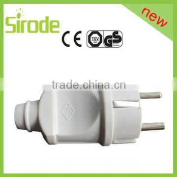 16A,250V Adaptor