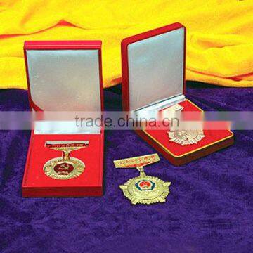 customized metal running sport medal packing on gift box