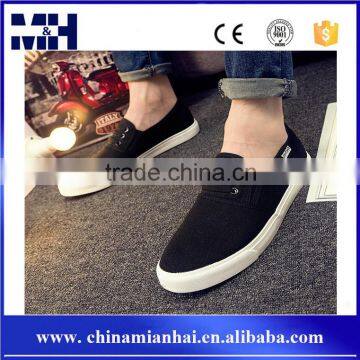 Newest fashion men sport shoes white and black color casual shoes