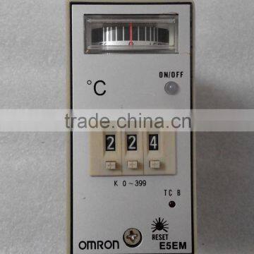 OMRON temperature controllers E5EM-YR40K with warranty