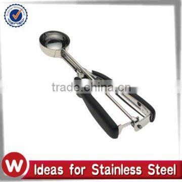 Stainless Steel Scoop With Soft Grip Handle