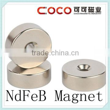 round disc sintered neodymium magnet with screw hole