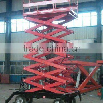 Four-wheel mobile scissor lift table