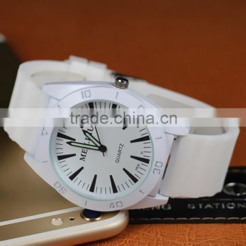 hot sale fashion silicon sports watch