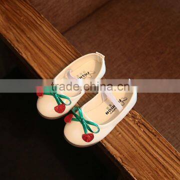 In the Autumn of 2016 Children's Shoes Super Soft Girls Princess Shoes Cute Cherry Dance Shoes Wholesale photo-3