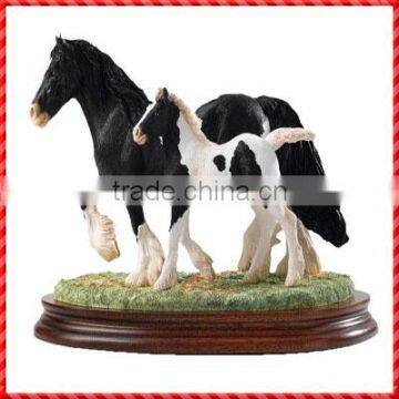 Border Art Decor Classic Design Mare and Foal