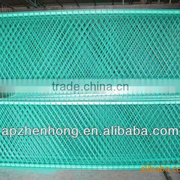 Highway guardrail anti-dazzle net