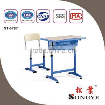 Durable and hot adjuatable single desk chair , school classroom table chair for students