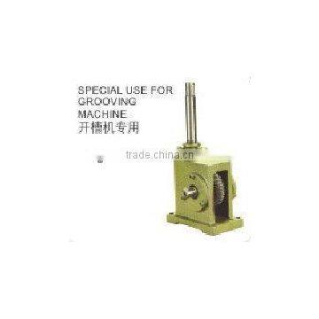 Special gearbox/speed gear reducer for grooving machine