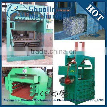 Resource-saving cardboard compactor with high performance