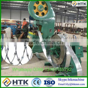 Easy to operate high efficient galvanized razor barbed wire machine