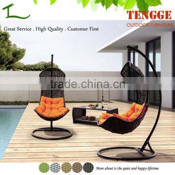 TG15-0260 Moon Shape Rattan Hanging Chair Plastic Rattan Swing