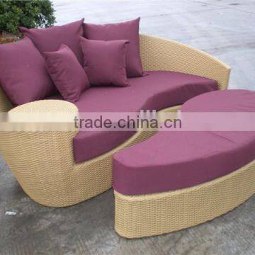 wicker rattan sunbed with tea table