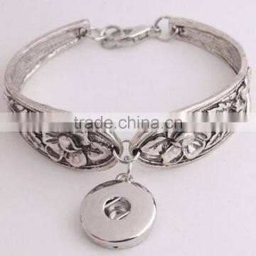 Free Sample Vintage Flower Design Bangle Two Parts Lobster Clasp Bangle Diy Snap Button Charm Bangle photo-5