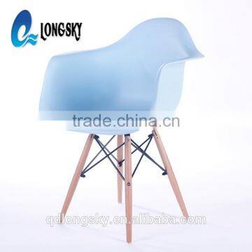 LS-4012 Italian Design TATAMI Plastic Leisure Chairs With Arms and Wood Legs photo-5