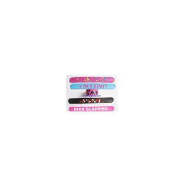 Slap bracelet