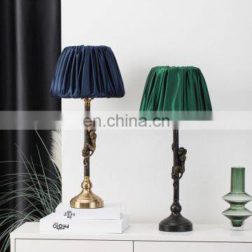 Fancy design animal base lamp bedroom decor creative antique desk light classic resin nightstand lamp