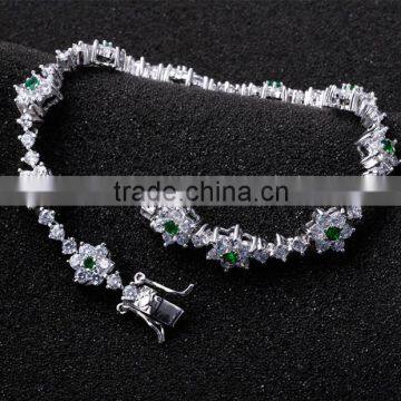 Nice Look Spring Summer 16/17 Flower Design Green Colored Stones Setting Women Bracelet photo-3