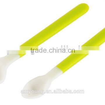 OEM China Supplier Kids Dinnr Train Temperature Colour Changing Soft Baby Spoon A-1070 G