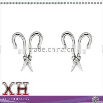 China Alibaba Hot Sale Sterling Silver Scissors Stud Earrings