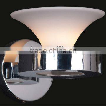 Good Design Chrome Wall Lamp With Flaring Opal White Galss Shade G9*1 MB3159