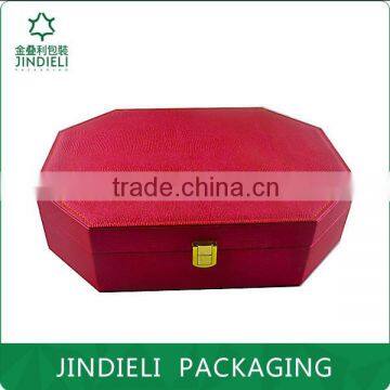 Mei red polygonal beauty leather cosmetic gift box packaging