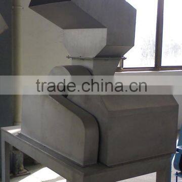 Industrial green coconut cutting machine