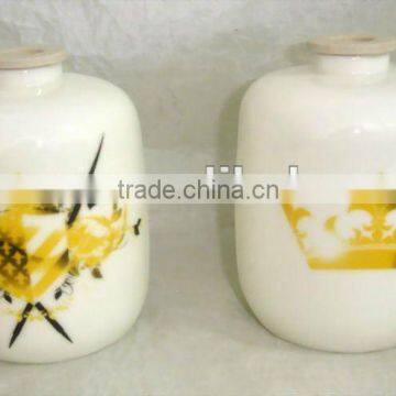 ceramic aromatic bottle