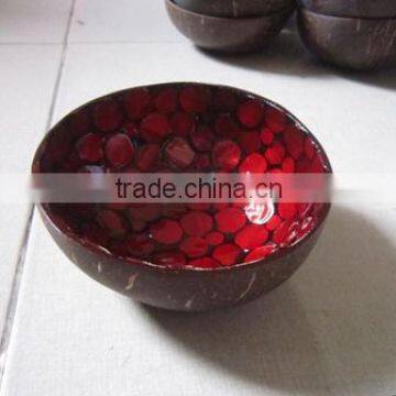 Red pearl lacquered coconut bowl