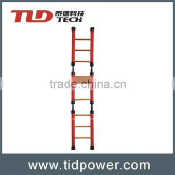 Fiberglass folding ladder