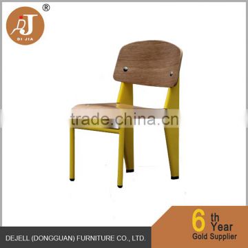 High Quality Simple Leisure Metal Chair Cheap Children Chair