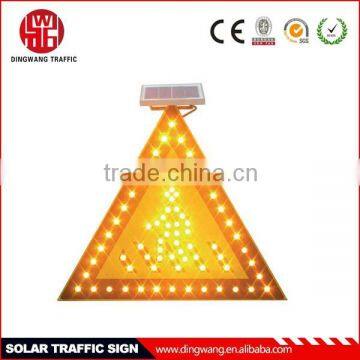 Solar traffic caution pedestrian crossing sign