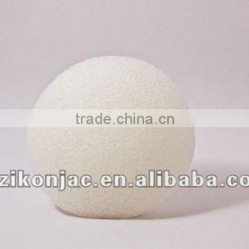 Natural make-up puff sponge