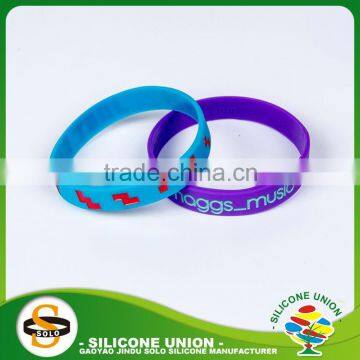 Hot Selling Flower Silicone Bracelet 1 Inch Color Filled Silicone Bracelets