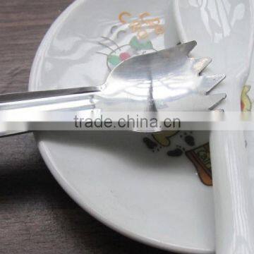 New 2016 1pcs/lot S68 Ice Tongs Tool Bar Kitchen Accessories Barbecue Clip Bread Stainless Steel Food Ice Clamp photo-3