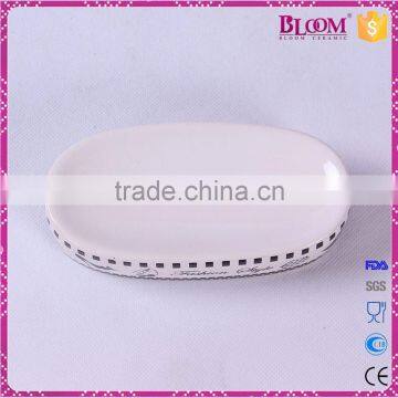 White 4 Pcs Ceramic Hotel Bathroom Accessories Set photo-6