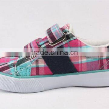 Wholesale Overstock Children Vulcanized Canvas Shoes Kid Shoe China photo-3