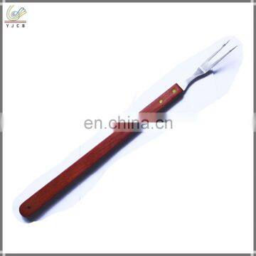 Wood handle good nice marshmallow roasting fork