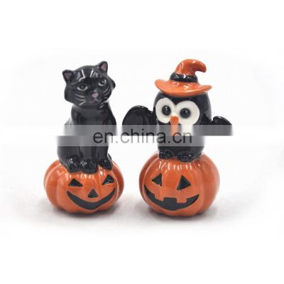 mini pumpkin shaped Halloween ceramic salt and pepper shakers set