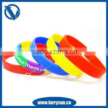 2015 Colorful promotional gifts silicone bracelet/silicone wristband