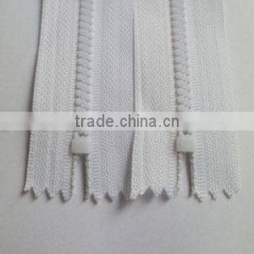 3# Plastic Resin Zipper Close End Zipper With Painted Auto-lock Thumb Slider Zipper Coate Zipper photo-3
