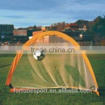 Pop-up mini fiberglass soccer goals with net
