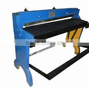 Foot pedal metal cutting machine