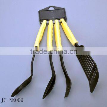 Chinese Fashionable 4pcs Cooking Tool Set With Head Card