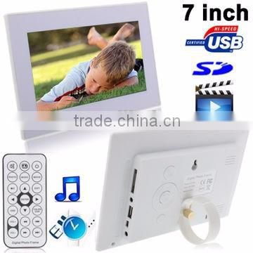 China factory 7 inch LCD mnoitor IPS screen Digital Photo Frame with remote control 7 inch media player pokemon advertising