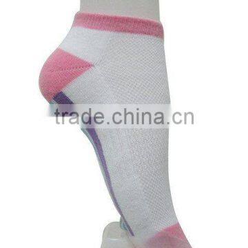 Women's ankle socks with jacquard stripe at the bottom