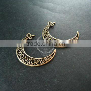 36x32mm Vintage Style Antiqued Bronze Moon Connector DIY Pendant Charm Supplies Findings 1810417 photo-3