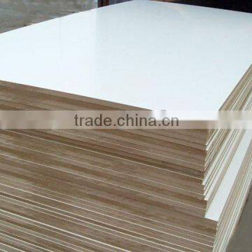 Professional manufacture of White Melamine MDF