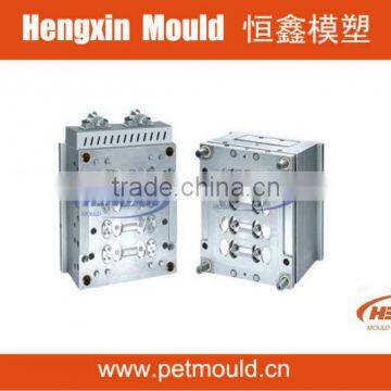 Flip top cap mould